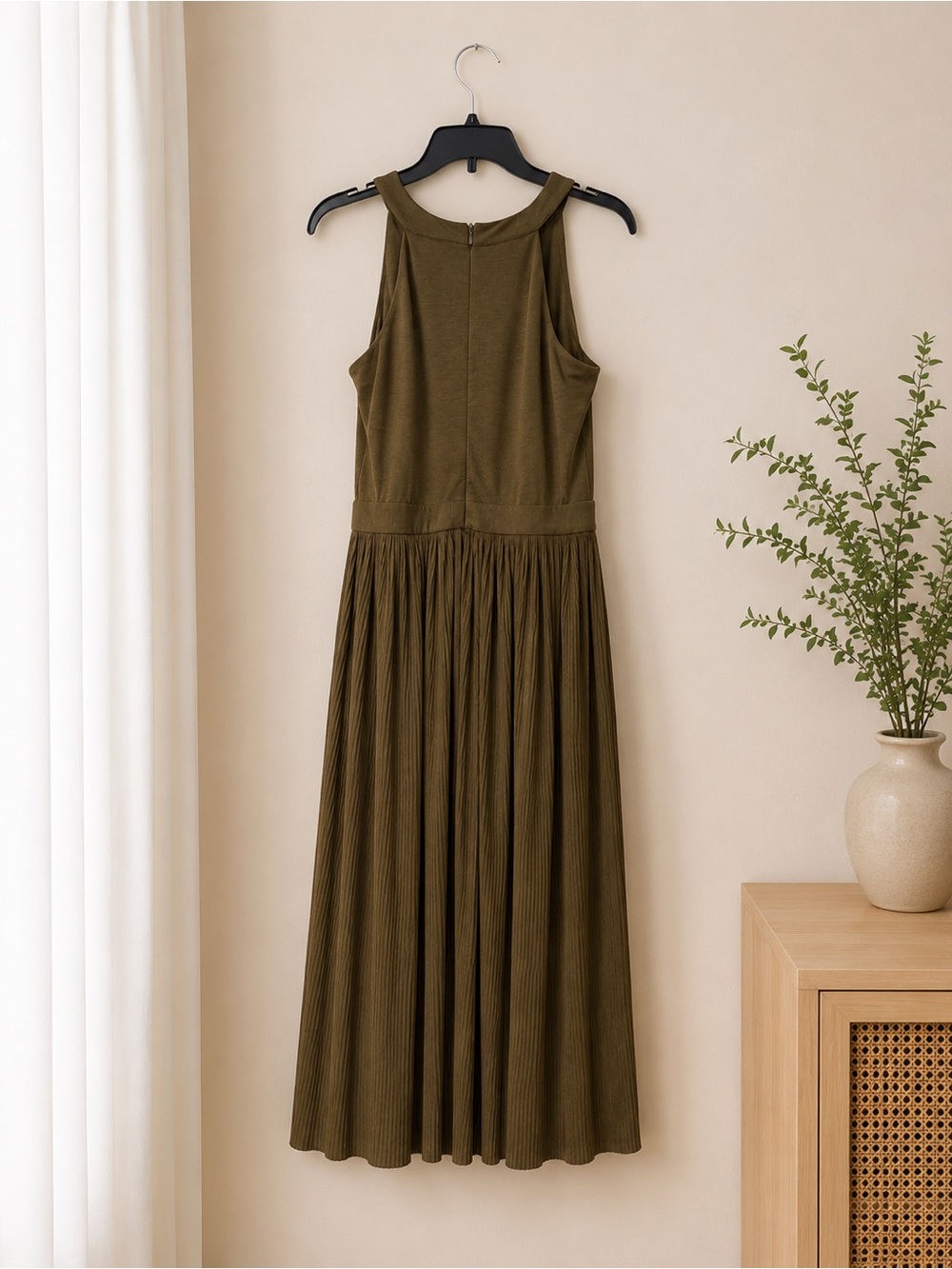 Catherine Malandrino Olive Green Pleated Maxi Dress Size 8 Sleeveless - Picture 4 of 5